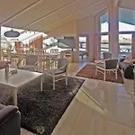 12 Person In