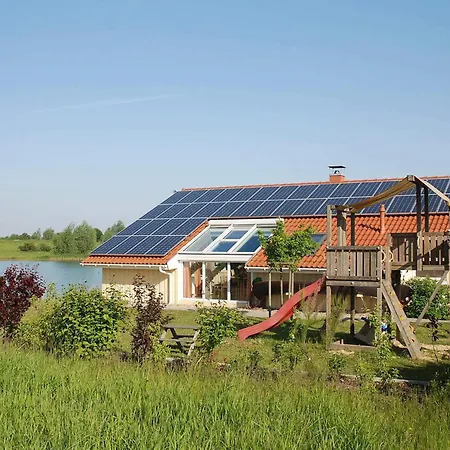 12 Person In 오텐도르프