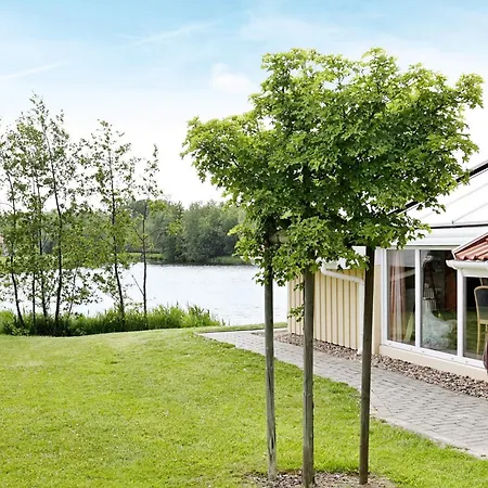 12 Person In Vakantiehuis *